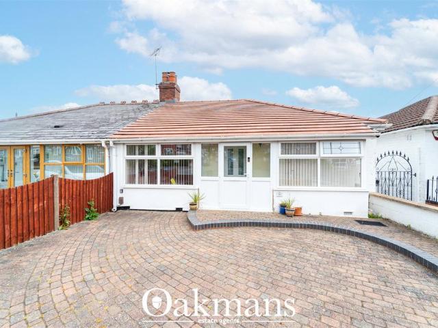 Bungalow for sale in Turves Green, West Midlands