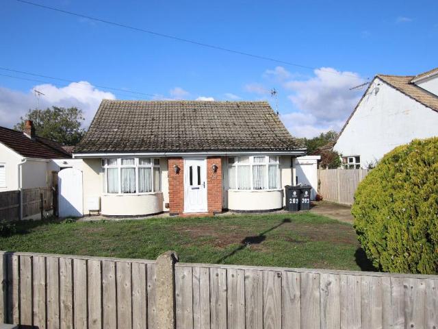 Bungalow for sale in Clacton-on-Sea, Tendring