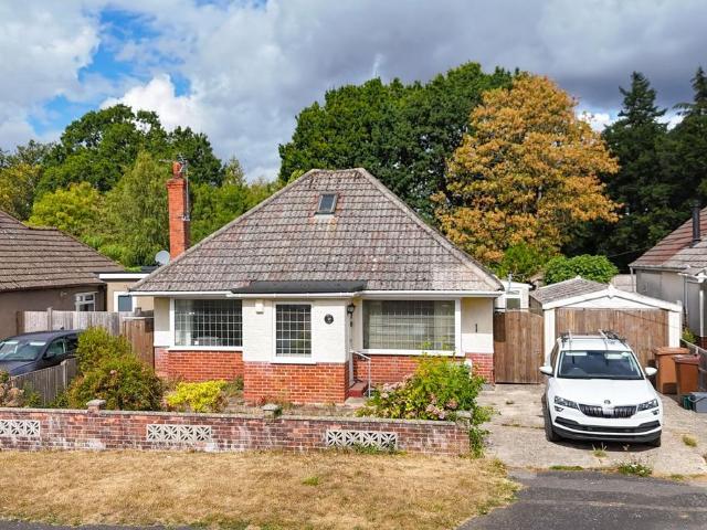 Bungalow for sale in Barton Stacey, Hampshire
