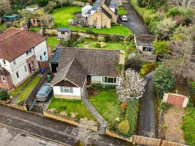 Bungalow for sale in Highfield, The Slade