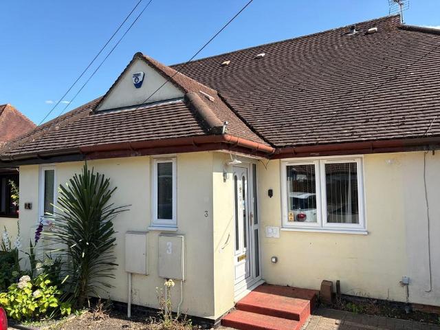 Bungalow for sale in Norton, King's Walden