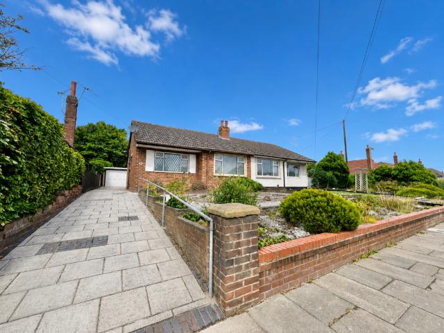 Bungalow for sale in Cabus, Lancashire
