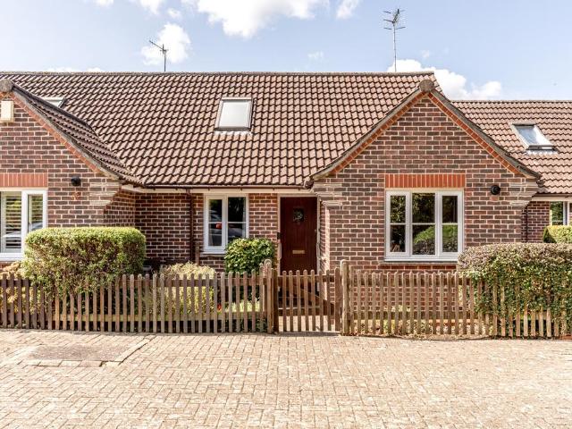 Bungalow for sale in Feckenham, City Of Bristol
