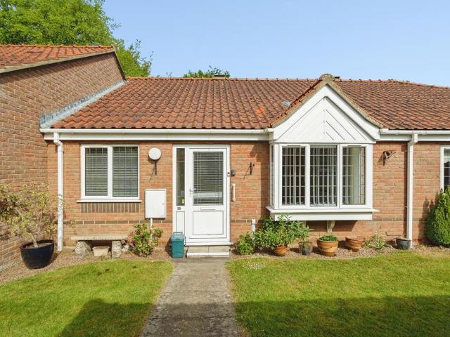 Bungalow for sale in Horstead with Stanninghall, Crostwick