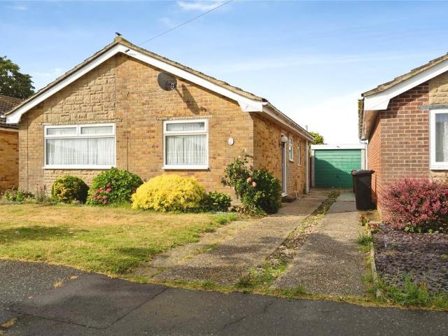 Bungalow for sale in Littlecote, West Sussex