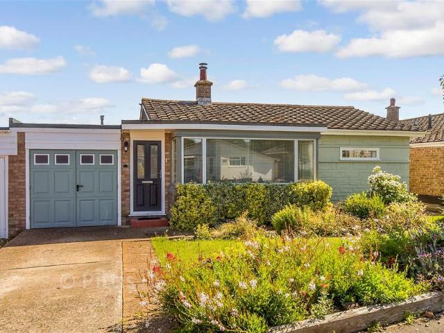 Bungalow for sale in Freshwater, Isle Of Wight