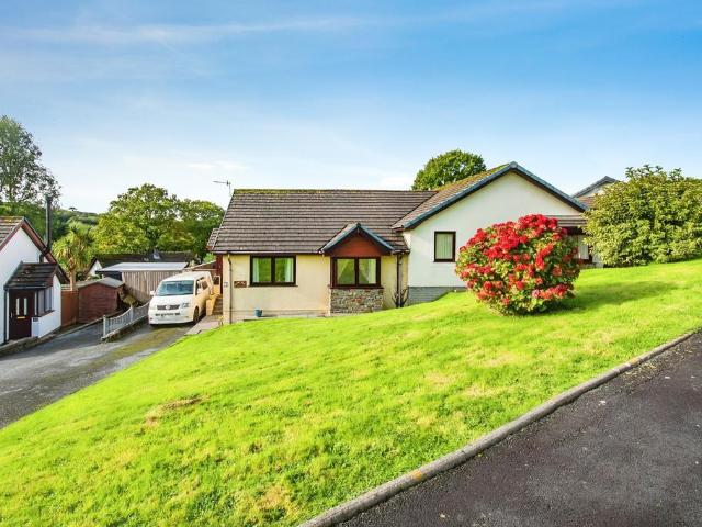 Bungalow for sale in Saundersfoot, Wales