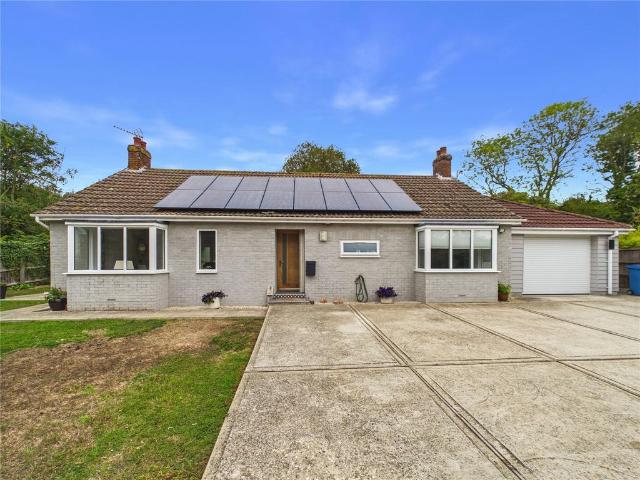 Bungalow for sale in Swingleton Green, Chelmondiston