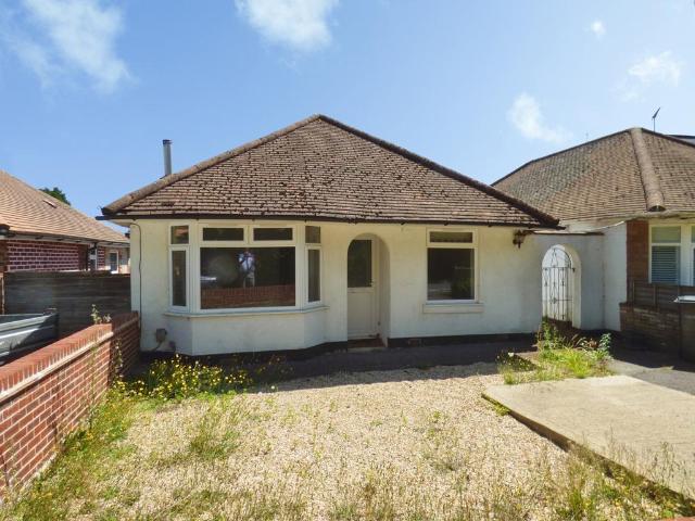 Bungalow for sale in Hedge End, Helford