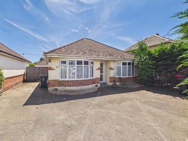 Bungalow for sale in Fairmile, Christchurch