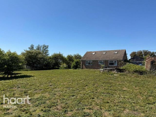 Bungalow for sale in Four Gotes, Cambridgeshire