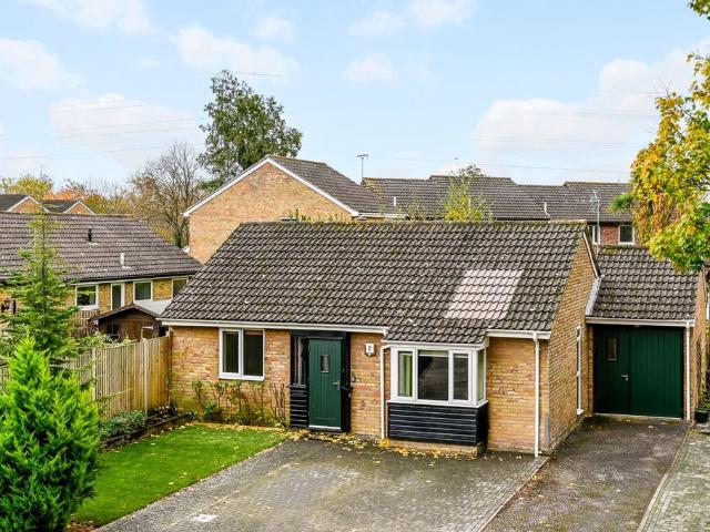 Bungalow for sale in Bridgefield, Kent