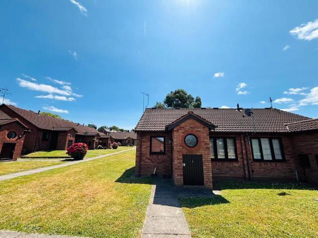 Bungalow for sale in Bearwood, West Midlands