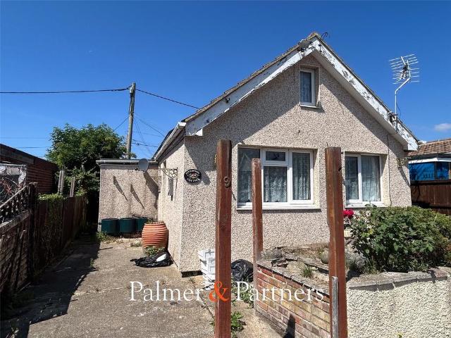Bungalow for sale in Dale Hill, Essex