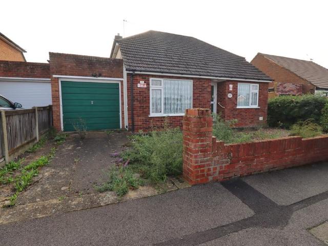 Bungalow for sale in Minster, Thanet