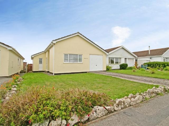 Bungalow for sale in Landewednack, Lizard