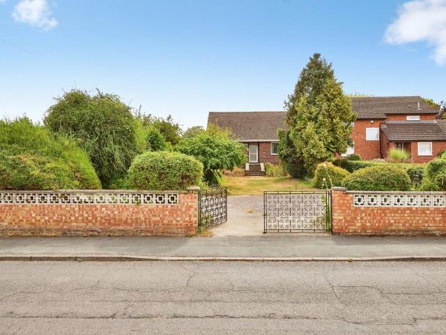 Bungalow for sale in Duxford, Arrington