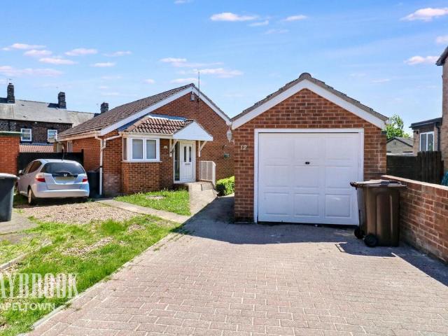 Bungalow for sale in High Green, High Green