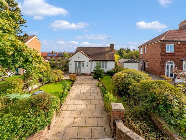 Bungalow for sale in Barnton, Cheshire West and Chester