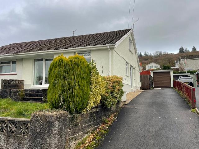 Bungalow for sale in Pontardawe, Rhyd-y-fro