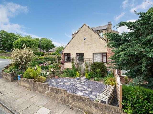 Bungalow for sale in West Yorkshire