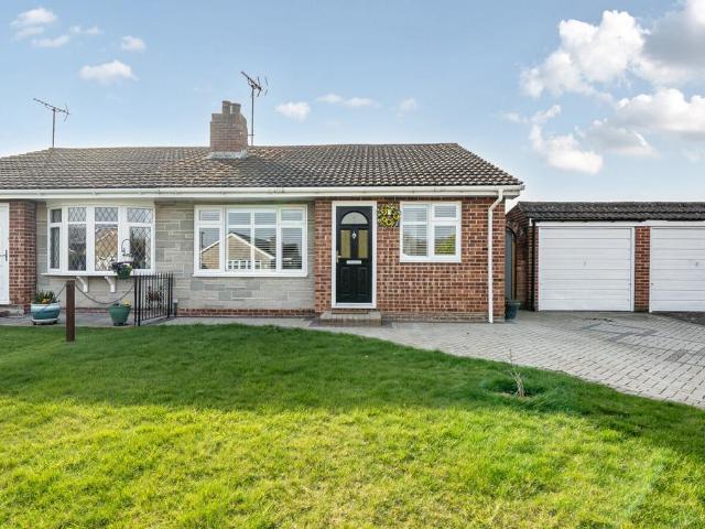 Bungalow for sale in Furze Platt, Maidenhead