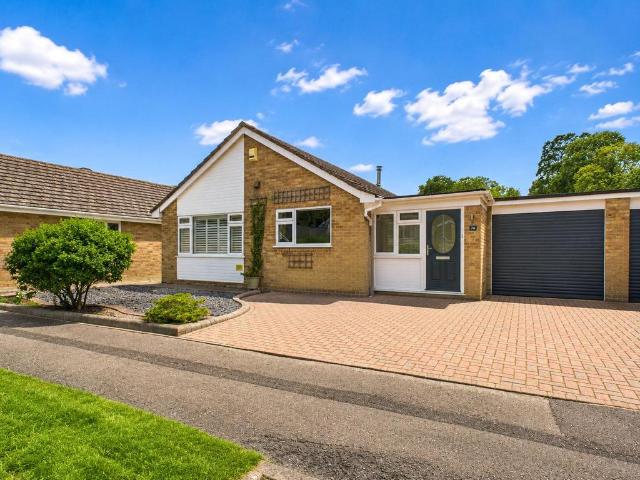 Bungalow for sale in Highcliffe