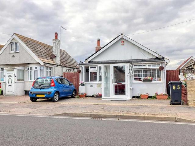 Bungalow for sale in Dale Hill, Essex