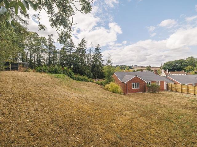 Bungalow for sale