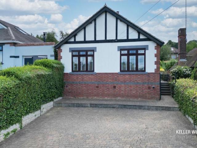 Bungalow for sale in Winshill, Beamhurst