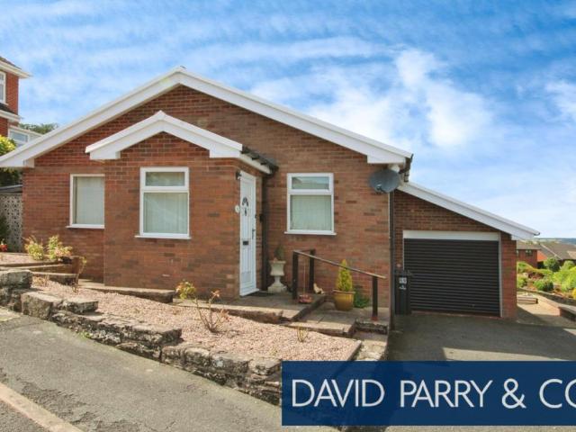 Bungalow for sale in Knighton