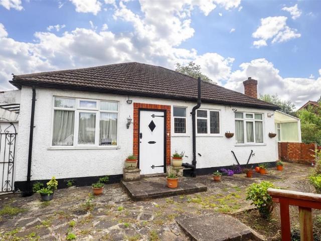 Bungalow for sale in Hooley, Red Hill