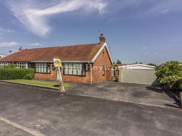 Bungalow for sale in Sharoe Green, Higher Bartle