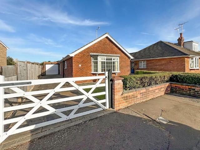 Bungalow for sale in Angmering on Sea, Arun
