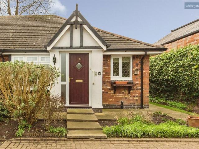 Bungalow for sale in Kingsbourne, Nantwich
