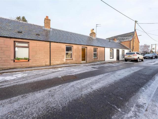 Bungalow for sale in Coupar Angus, Scotland
