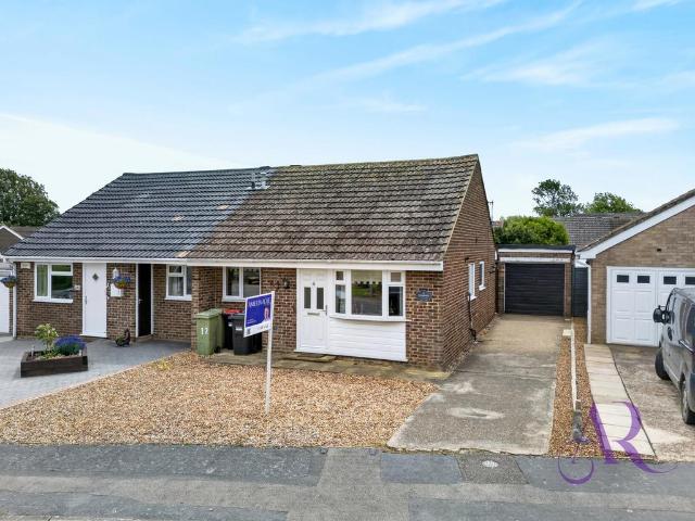 Bungalow for sale in Poets Estate, Newport Pagnell