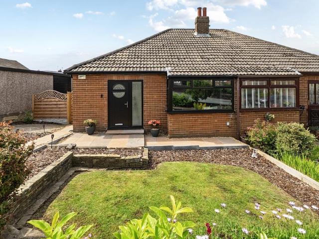 Bungalow for sale in Pudsey, West Yorkshire