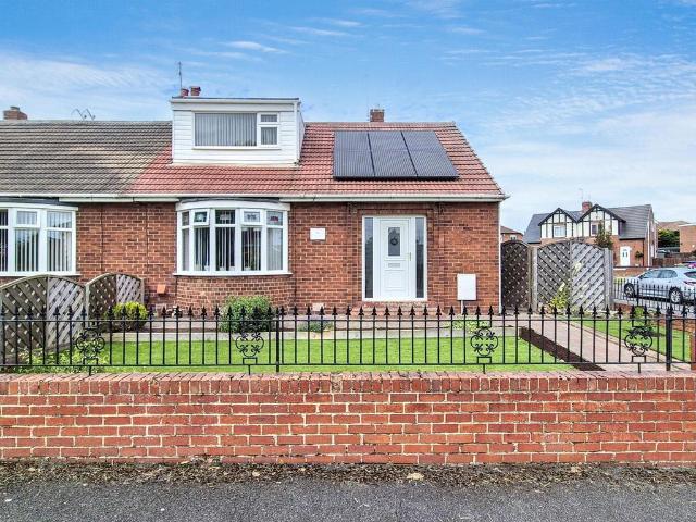 Bungalow for sale in Jarrow, Tyne And Wear
