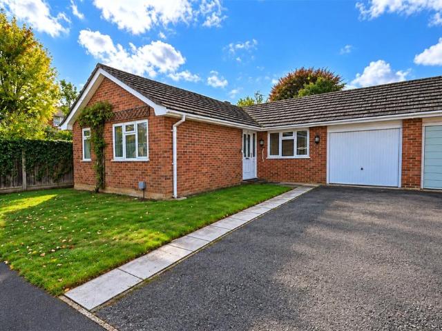 Bungalow for sale in Hatch, Basingstoke and Deane
