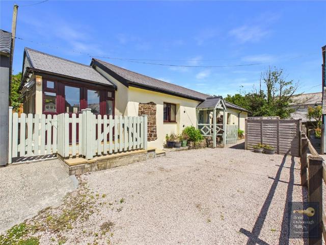 Bungalow for sale in Brandis Corner, Devon