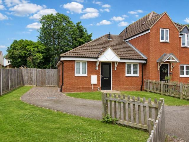Bungalow for sale in Old Wolverton, Milton Keynes