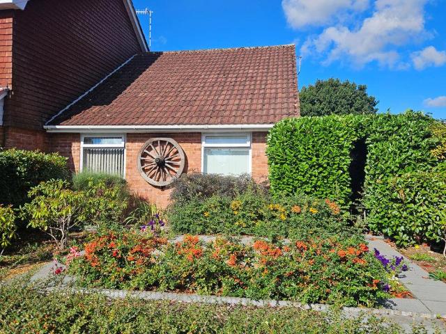 Bungalow for sale in Fareham, Hampshire