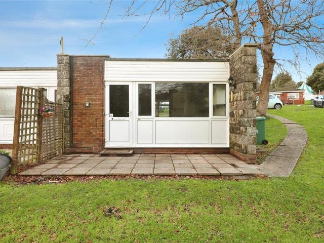 Bungalow for sale in Gurnard, Isle Of Wight