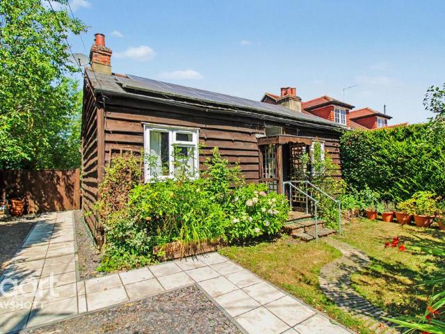 Bungalow for sale in Bolton Low Houses, Hampshire
