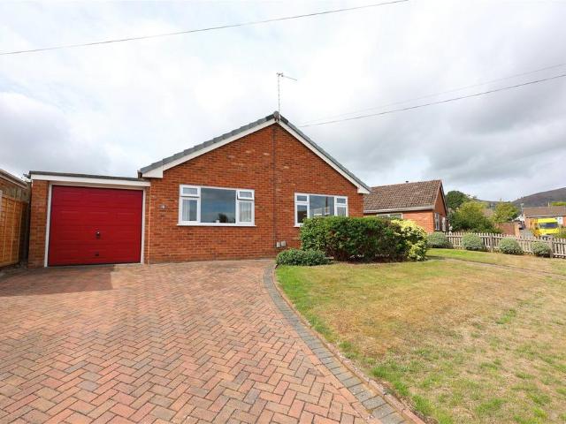 Bungalow for sale in Barnard's Green, Forthampton