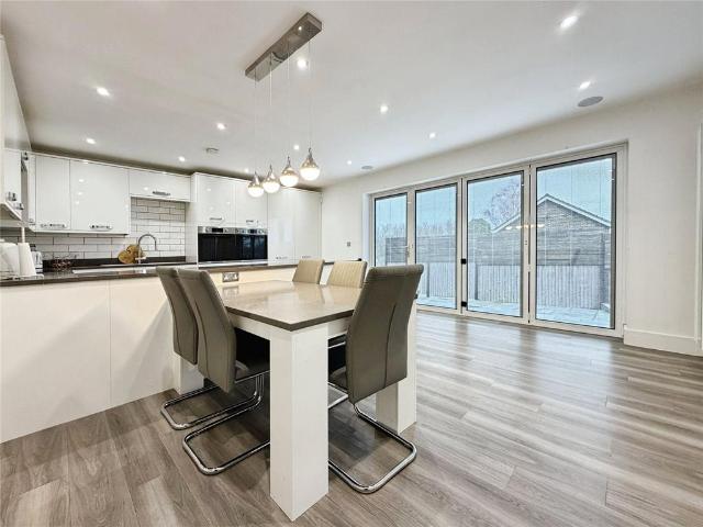 Bungalow for sale in Coldblow, Greater London