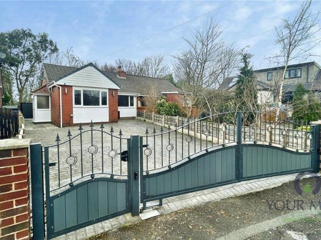 Bungalow for sale in Shaw and Crompton, Pendock