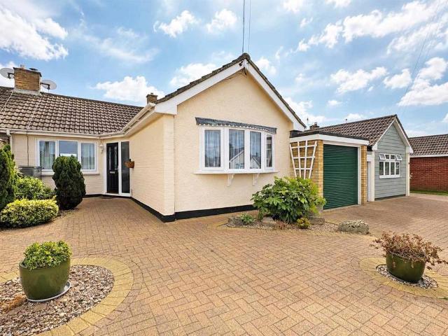 Bungalow for sale in Chelmsford, Essex