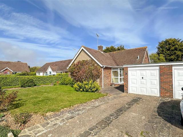 Bungalow for sale in Rustington, Clapham